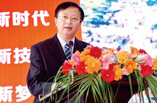 中國機(jī)械工業(yè)聯(lián)合會副會長、中國鑄造協(xié)會會長張立波