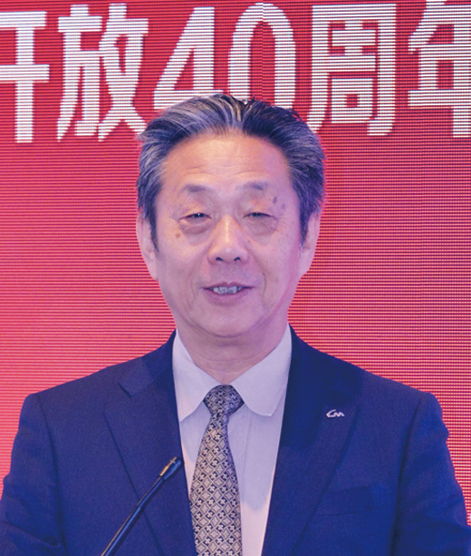 中國汽車工業(yè)協(xié)會(huì)常務(wù)副會(huì)長(zhǎng) 董揚(yáng)