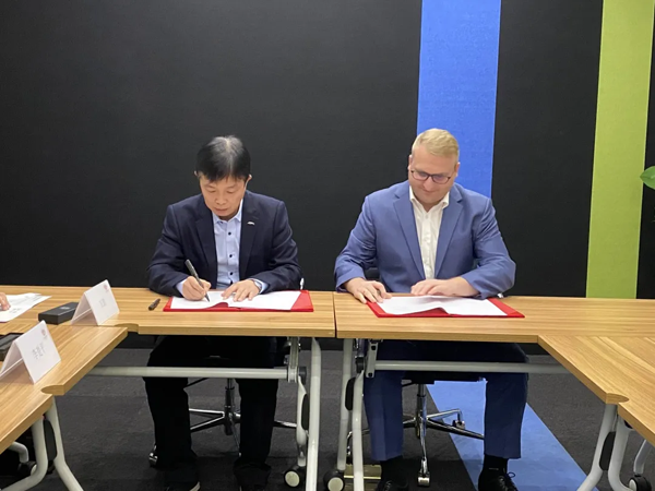 MR與山東電力設(shè)備有限公司于MR上海辦公室簽訂合作意向書(shū)